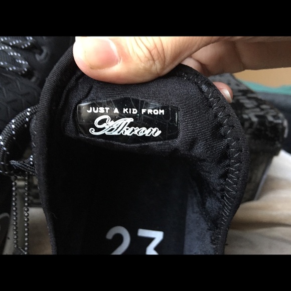 DEADSTOCK lebron 14 Black Ice - Picture 6 of 8